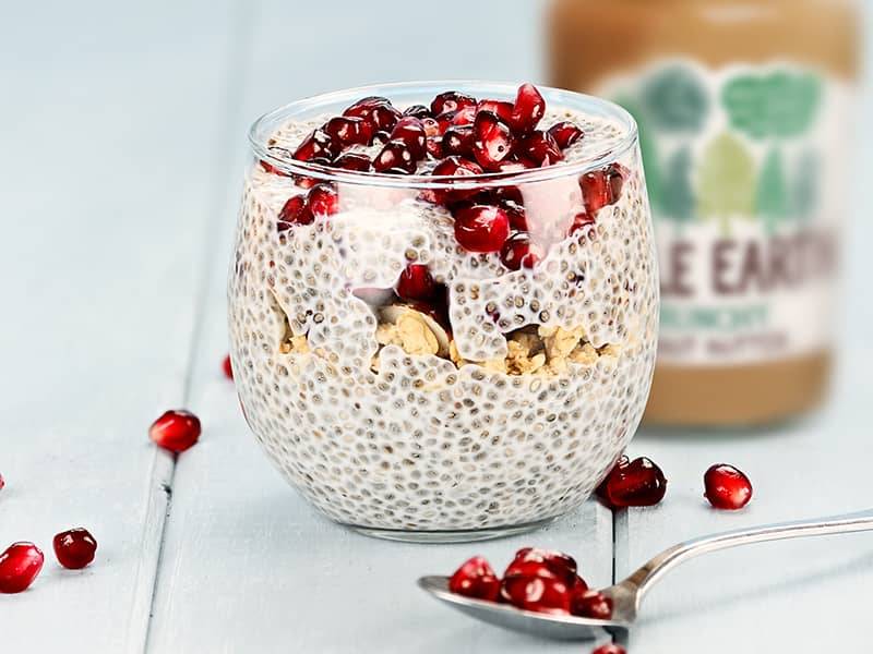 CHIA SEED & POMEGRANATE BREAKFAST